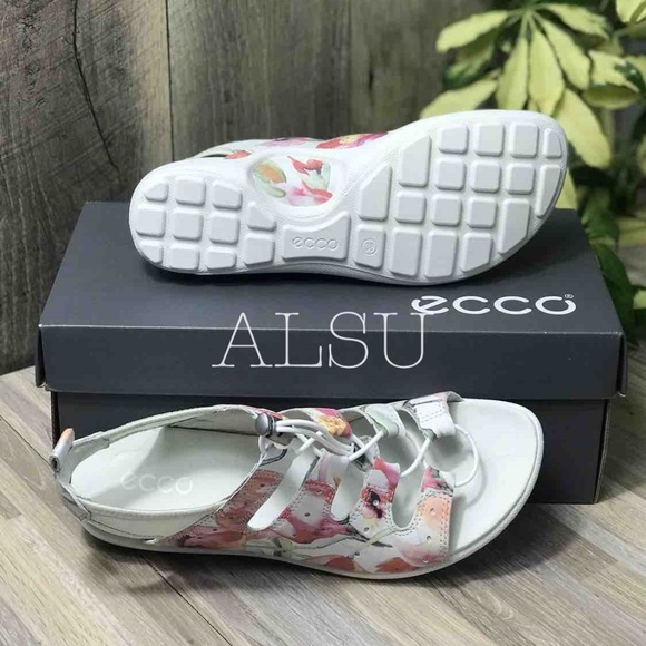 NWT ECCO Jab Toggle Sandal White Floral Leather - Picture 7 of 8